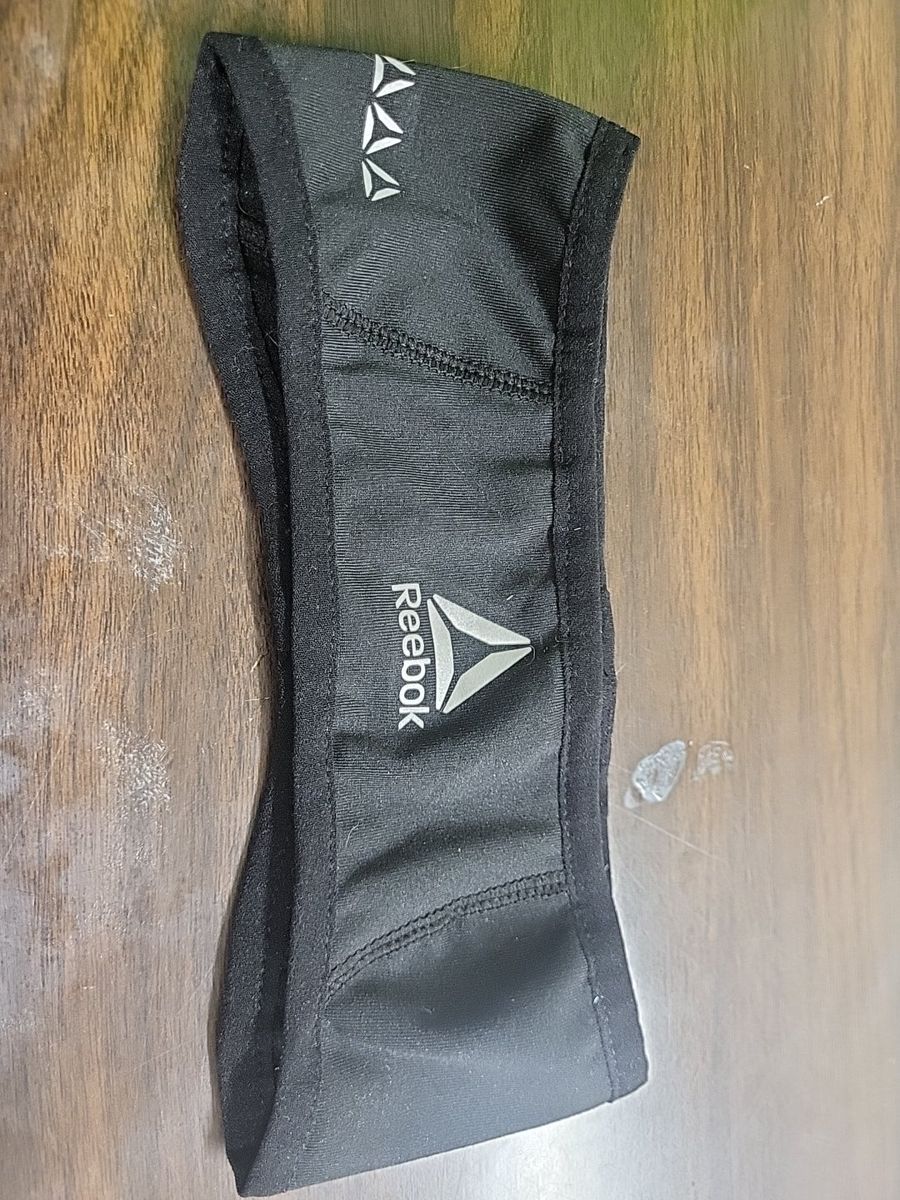 Reebok Black headband with ponytail hole