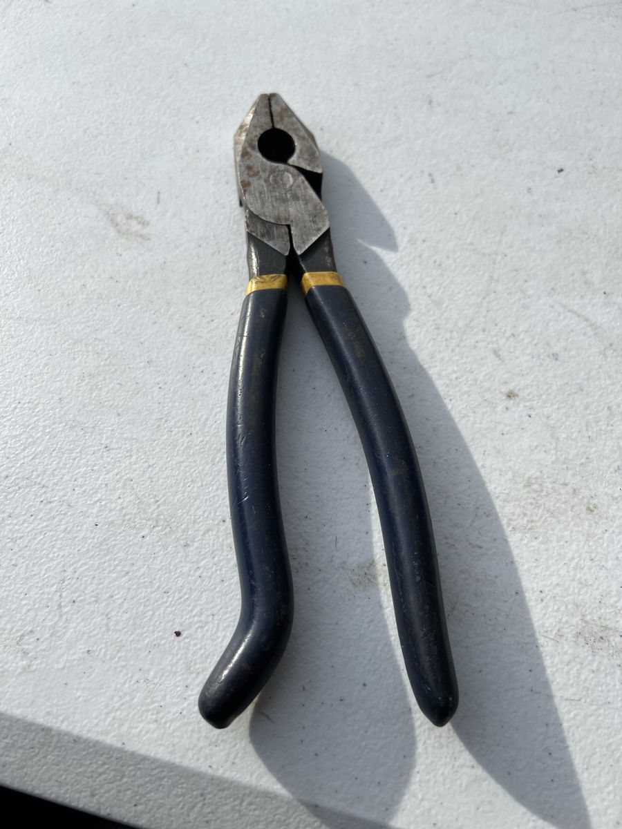 Diagonal Cutting Pliers
