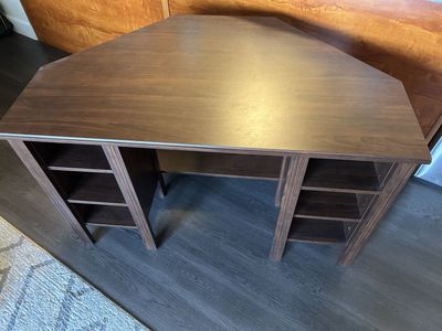 Corner Desk