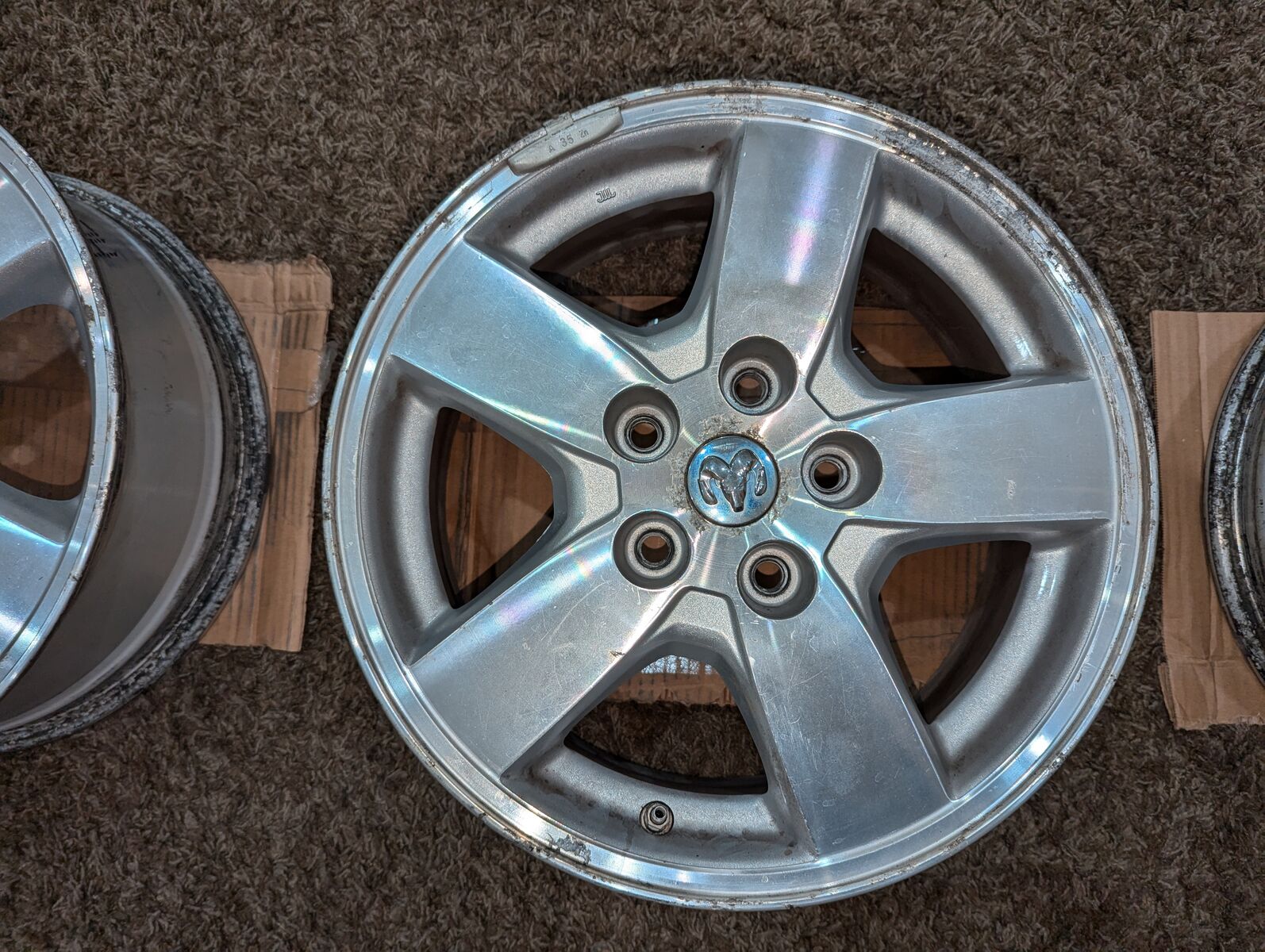 Dodge Nitro/Jeep Liberty factory Aluminum alloy wheels 5x114.3 16x6.5