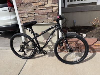 Specialized Mountain Bike (Ladies)