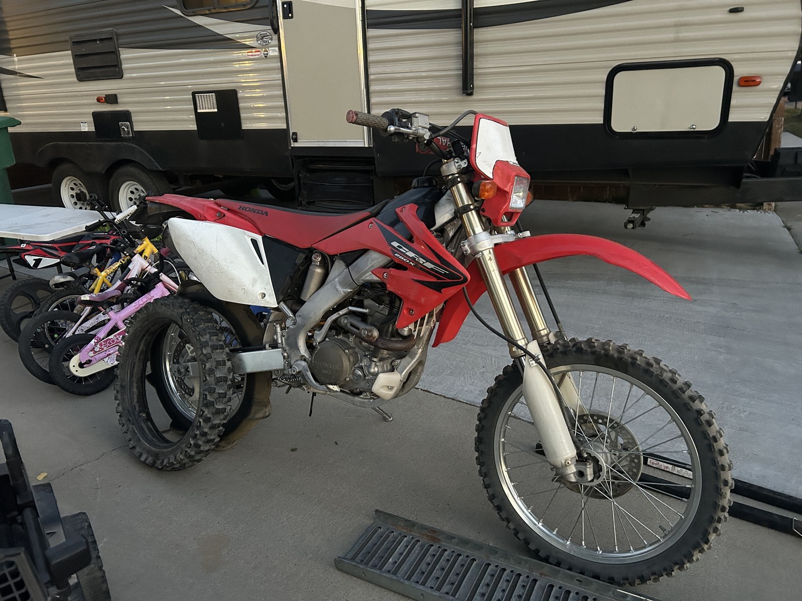 Honda CRF 250X dirtbike