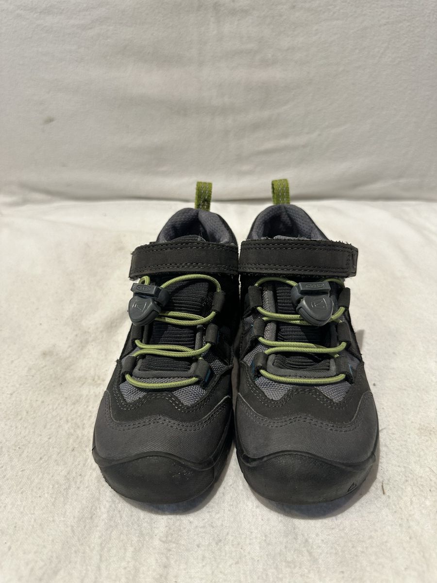 Keen toddler, size 10 grey, leather and textile waterproof, hiking shoes like new