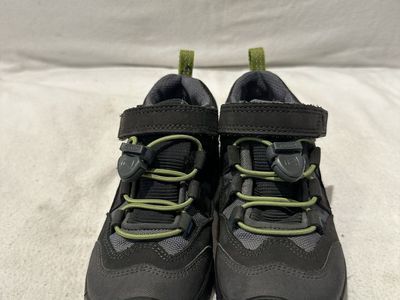 Keen toddler, size 10 grey, leather and textile waterproof, hiking shoes like new