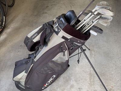 Golf Club Set W/Bag