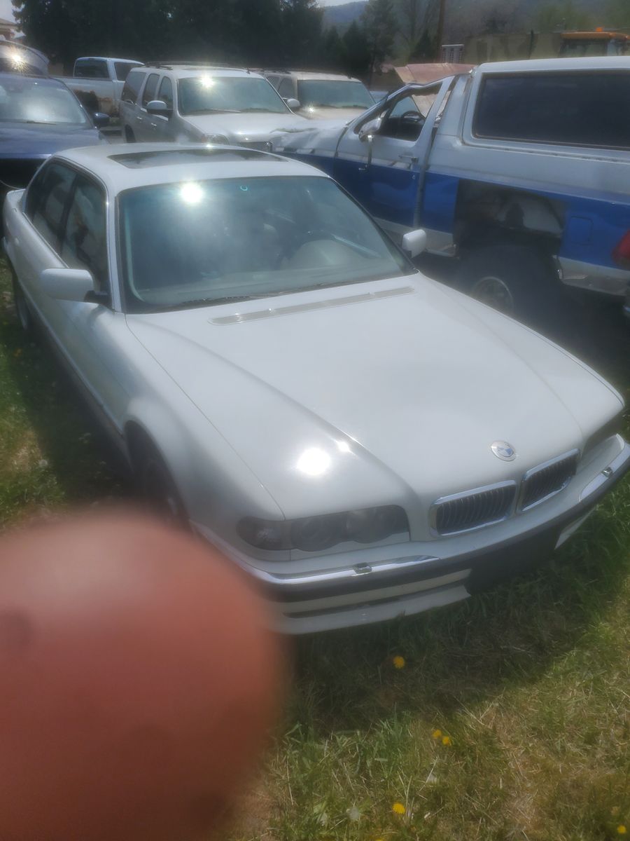 1999 BMW 7 Series 750iL