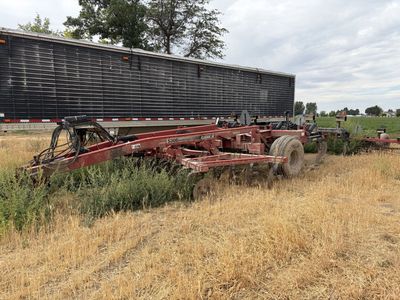 Case IH 530B Ecolo-Tiger Heavy Duty Disk Ripper