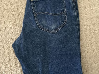 Men’s Lee jeans. Size 33x30.