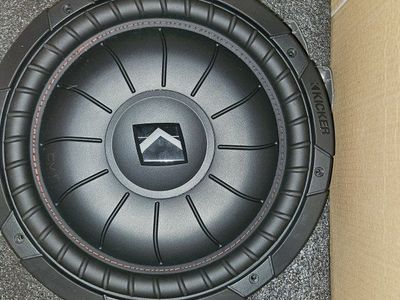 Kicker Comp 12" sub 700 watt monoblock AmP