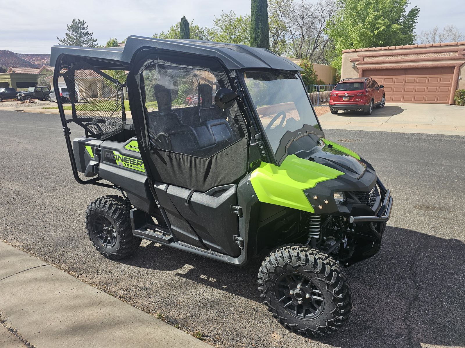 2025 Honda Pioneer 700-4 one owner