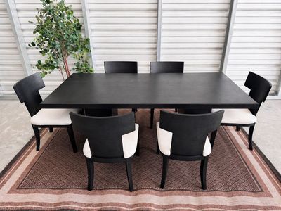 LIKE NEW Costco Ainsley 7-Piece Dining Table Set