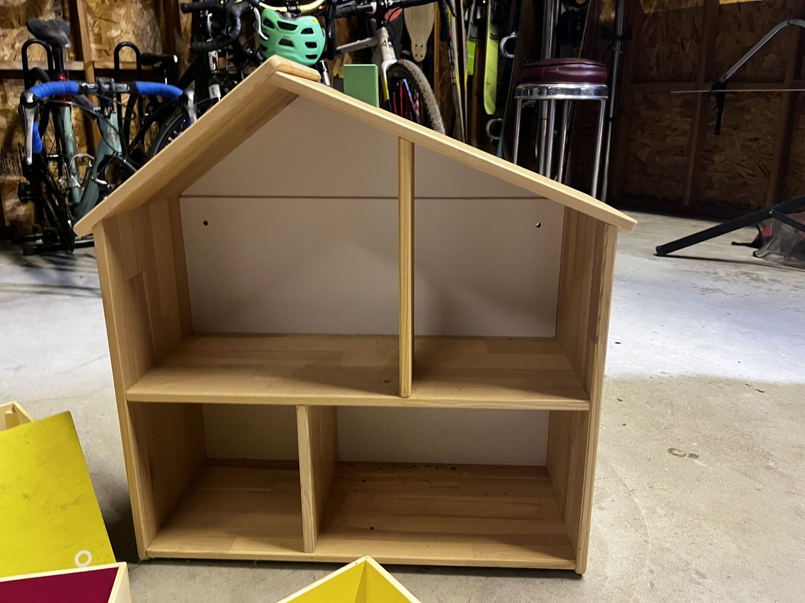 IKEA FLISAT Dollhouse