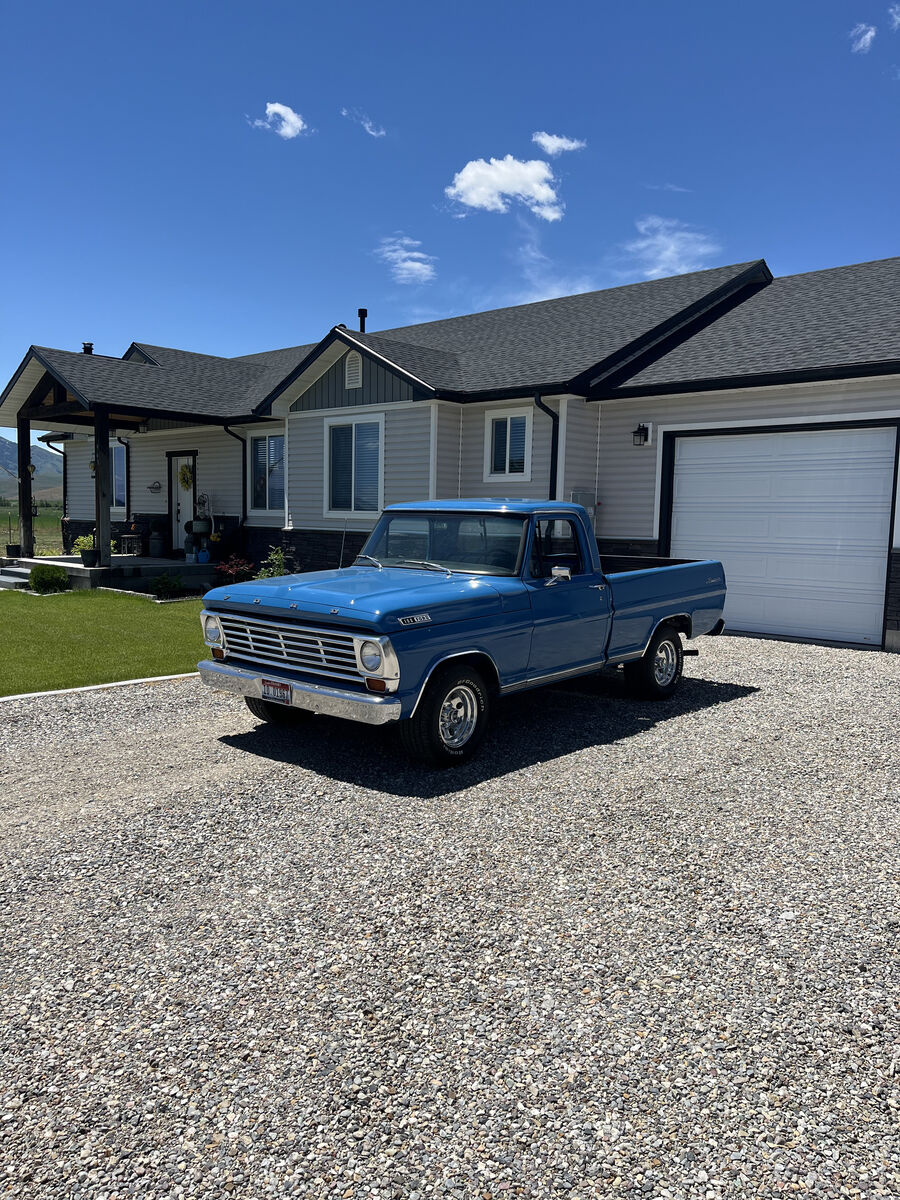 1967 Ford F-100