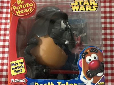 Star Wars Collectible Darth Vader - Mr. Potato Head Star Wars Darth Tater Mix 'n Match Figure by Playskool Brand New