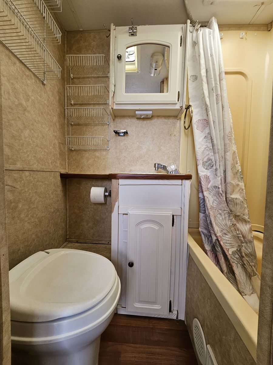 Main image 12