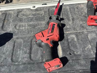 Milwaukee M 18 hackzall