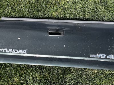 2005 Toyota Tundra Double Cab Tailgate