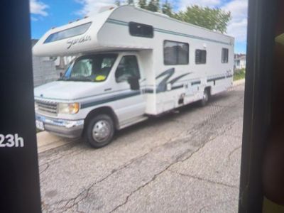 Searcher Jamboree RV Motorhome - Ford Chassis