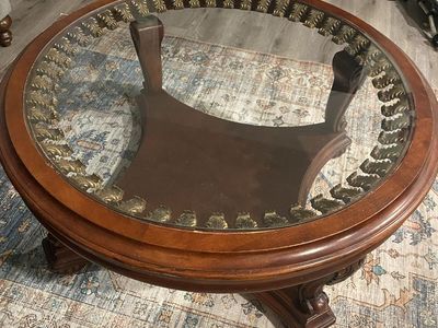 Two nice end tables and coffee table