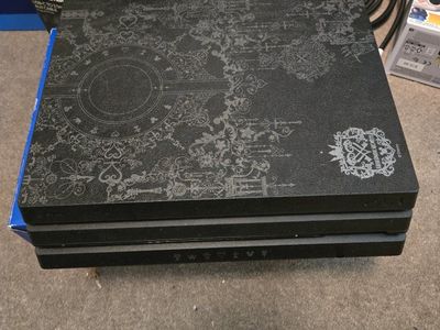 PS4 Pro Kingdom Hearts 3 Edition
