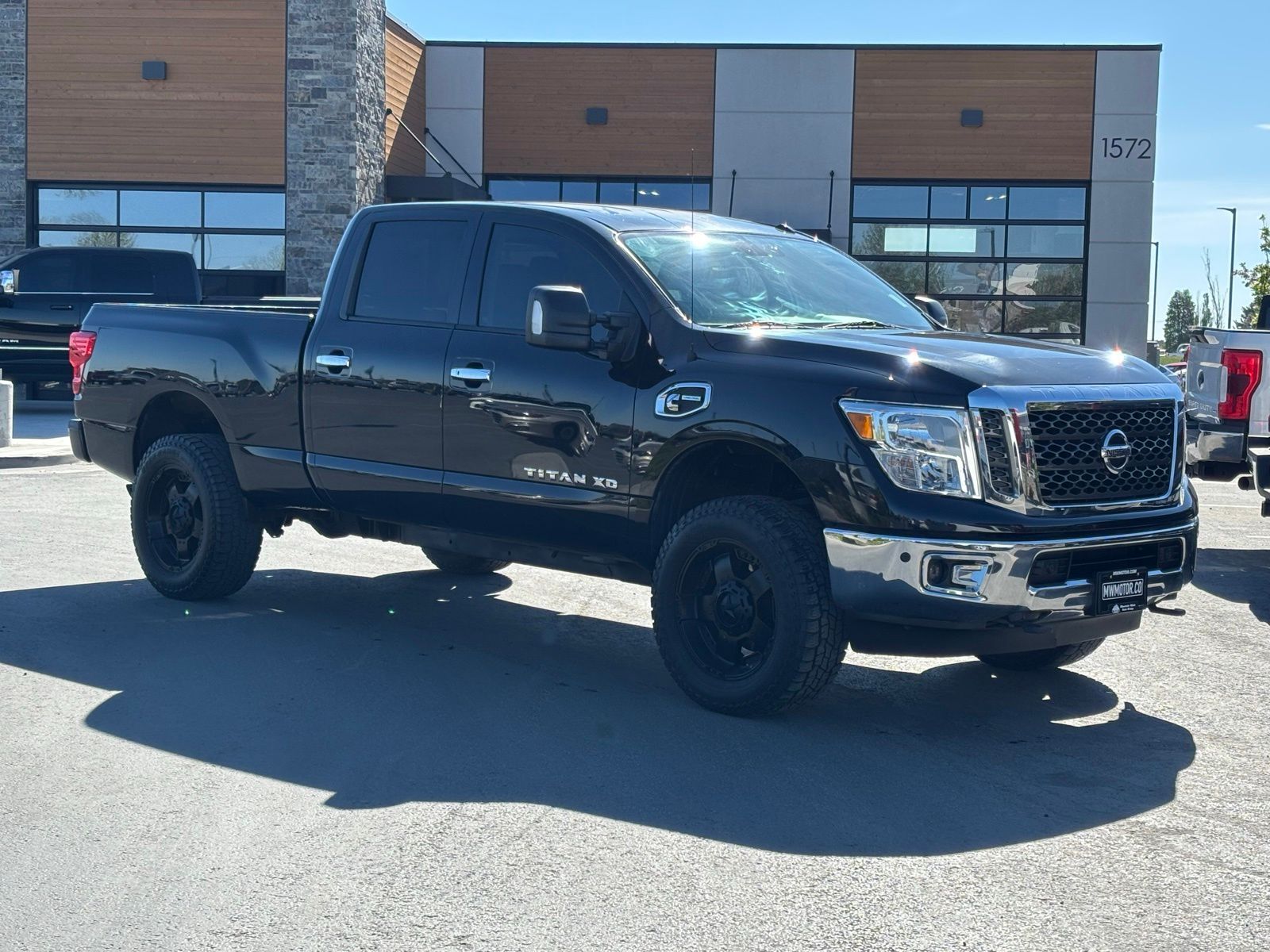 2017 Nissan Titan XD SV