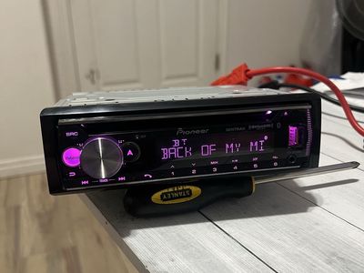 Pioneer Stereo bass BLUETOOTH FM USB aux outputs
