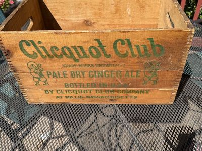 Vintage Clicquot Club Pale Dry Ginger Ale Wood Crate - 2 Dozen Pint Bottles, Millis MA