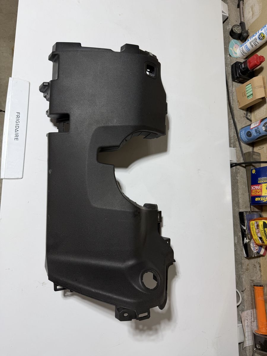 2022 Silverado 3500HD knee bolster