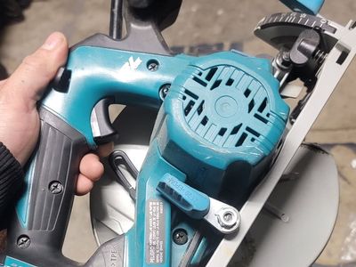 New Makita Table Saw W/Battery