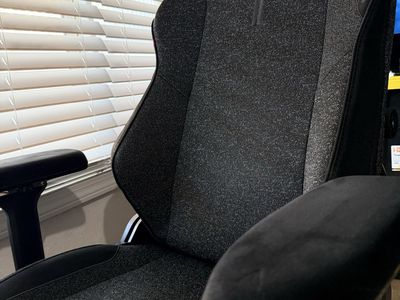 Secretlab TITAN Evo 2022 Series Gaming Chair SoftWeave Plus Fabric
