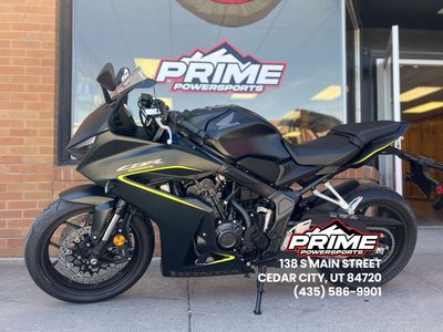 2026 Honda CBR650R E-Clutch