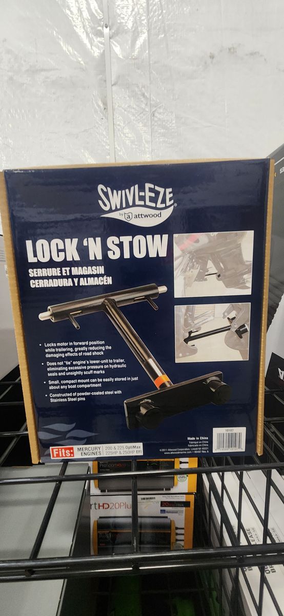 lock n stow transom saver