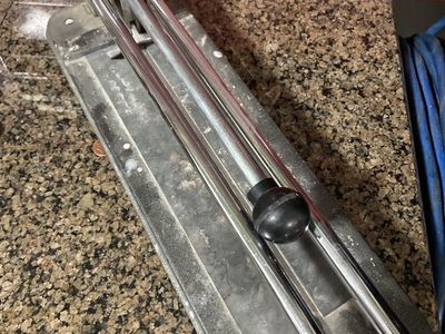 Manual TIle Cutter