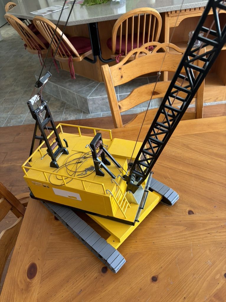 Kobelco Model Track Crane 1/14 Scale