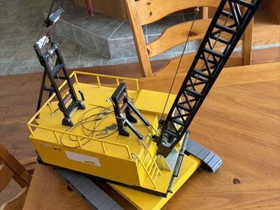 Kobelco Model Track Crane 1/14 Scale