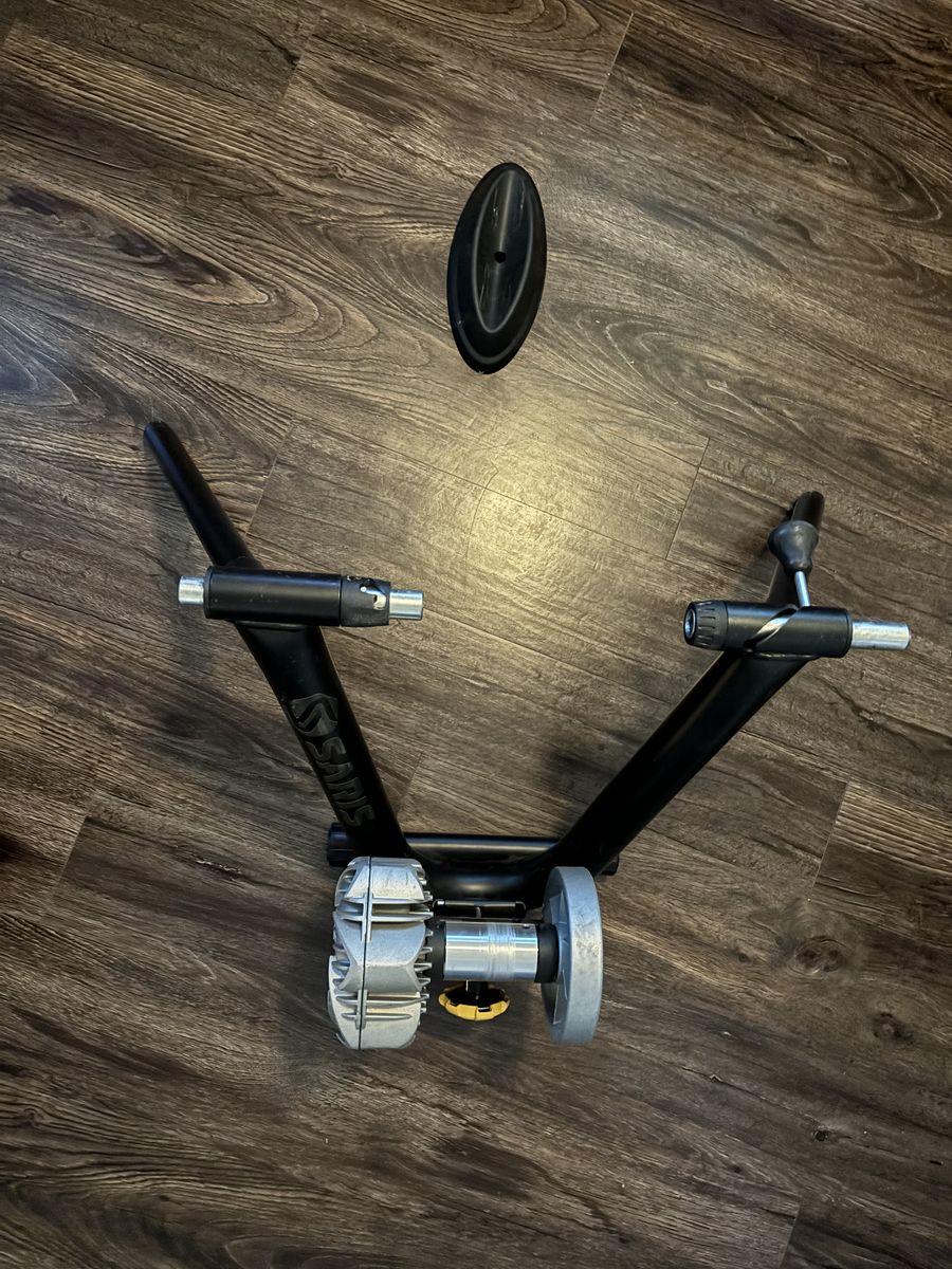 Saris Fluid 2 Indoor Bike Trainer 