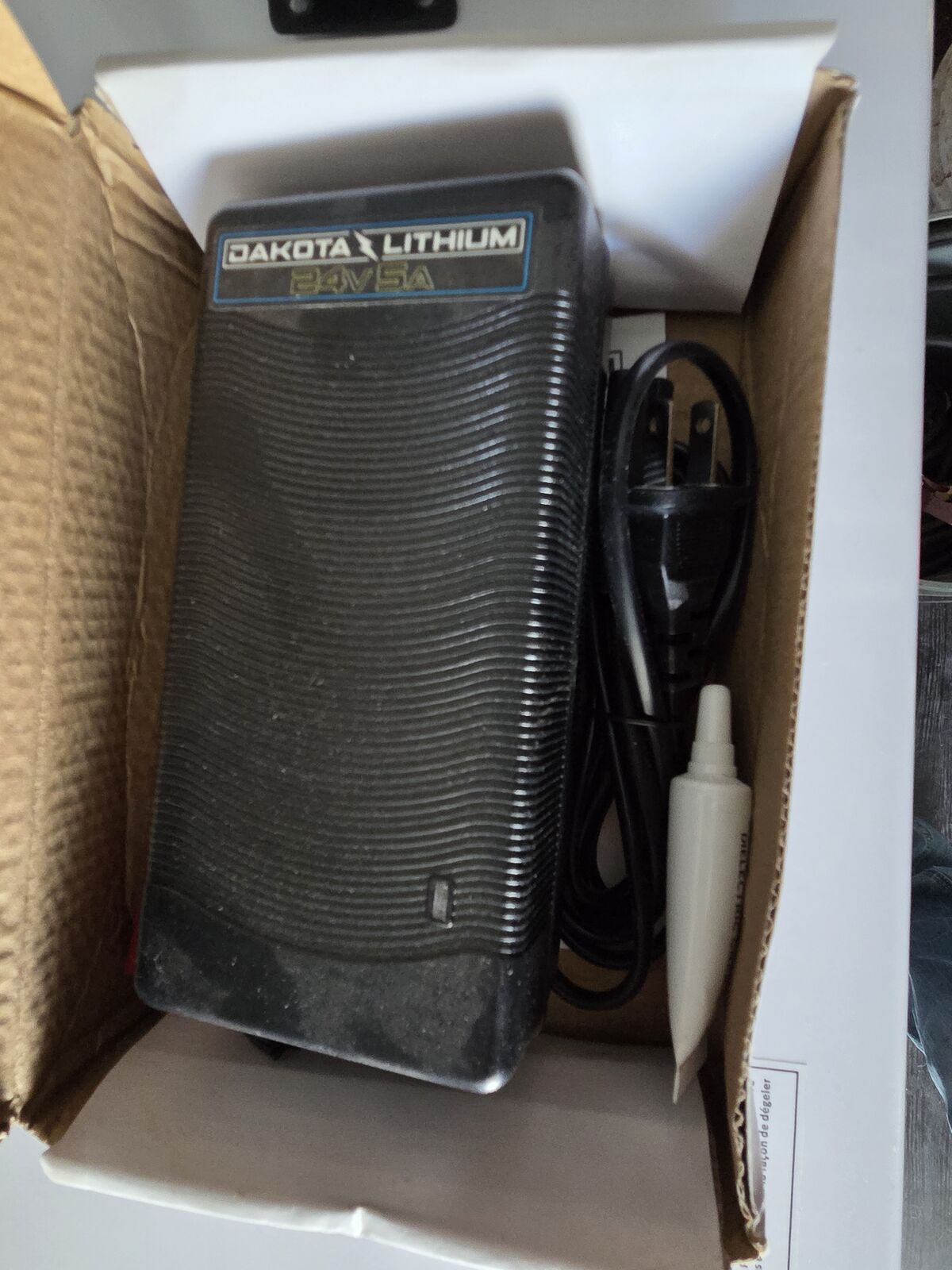 24 Volt LITHIUM Battery Charger