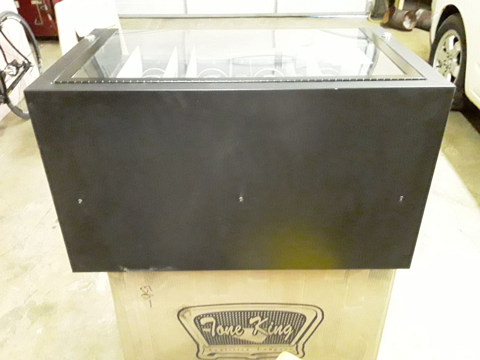 Main image 7