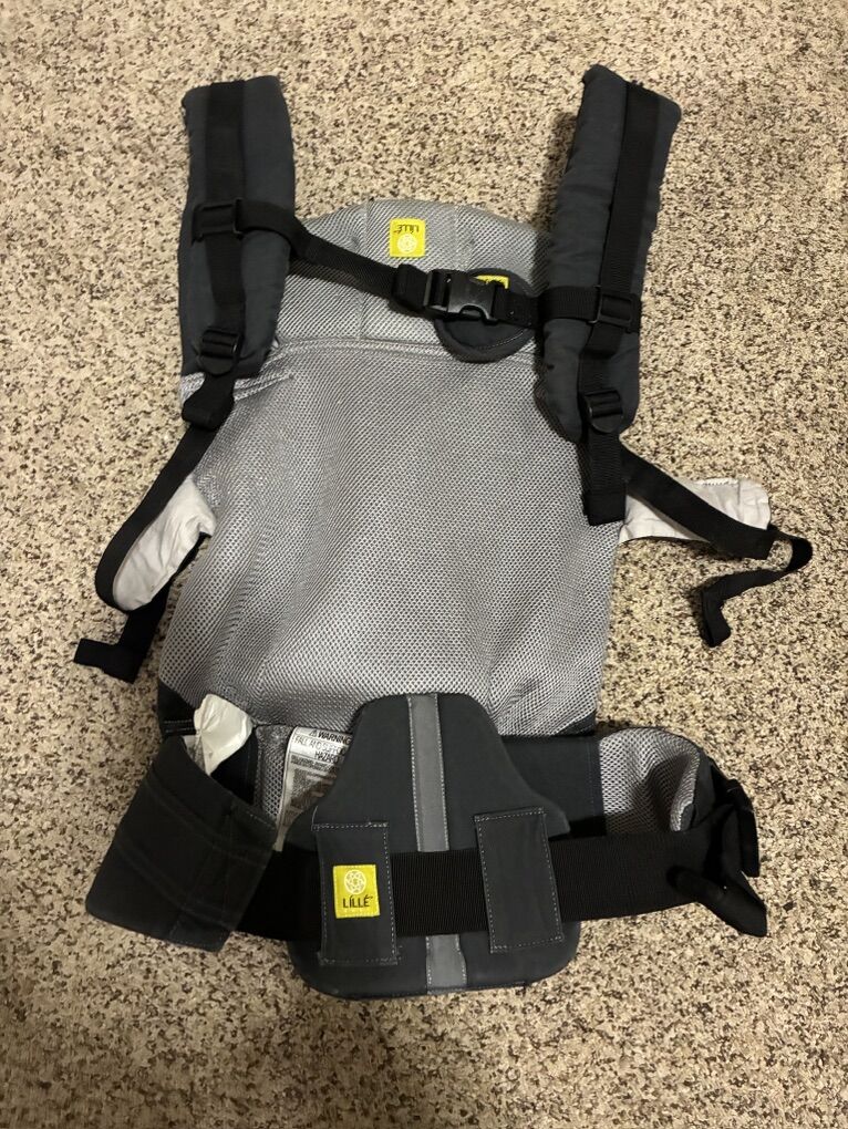 Lillie Baby Complete 6 Position carrier