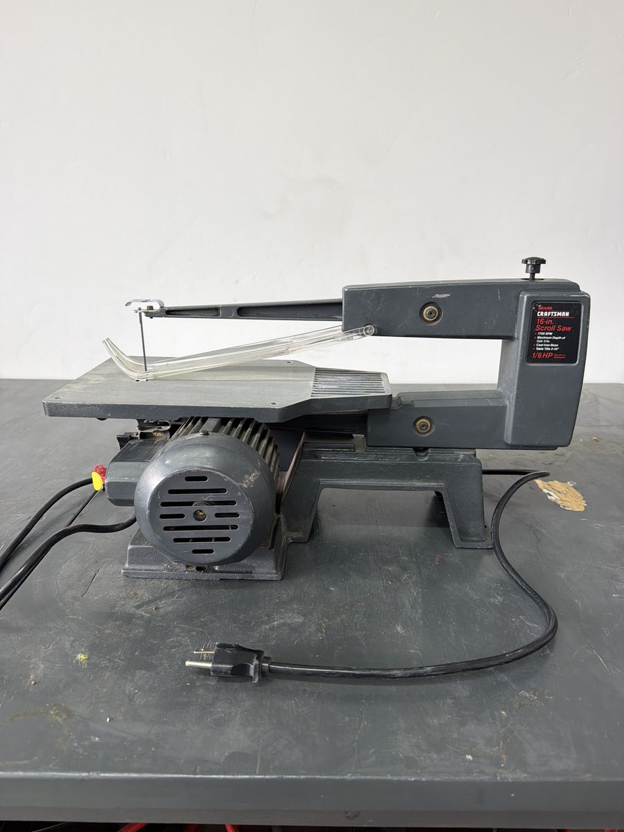 Craftsman 16-in. Scroll Saw 1700 SPM 1/6 HP Cast Iron Base Table Tilts 0-45°
