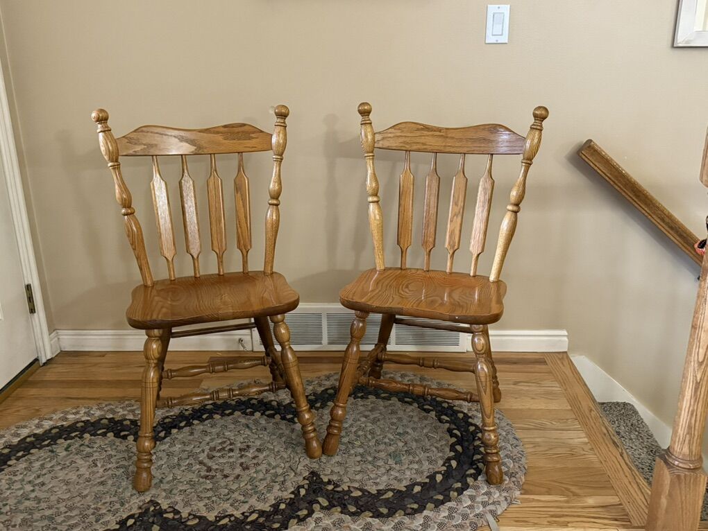2 Very Nice Cochrane Furniture Chairs.