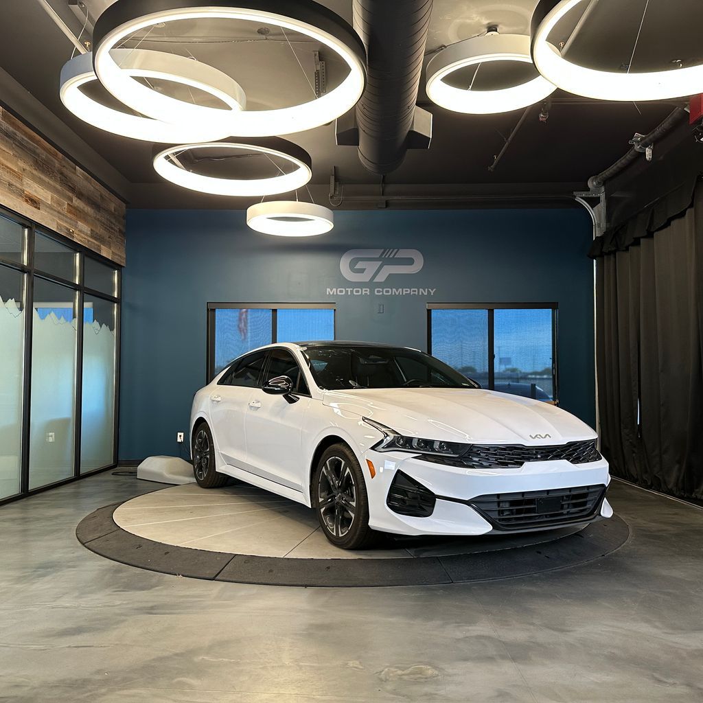 2022 Kia K5 GT-Line