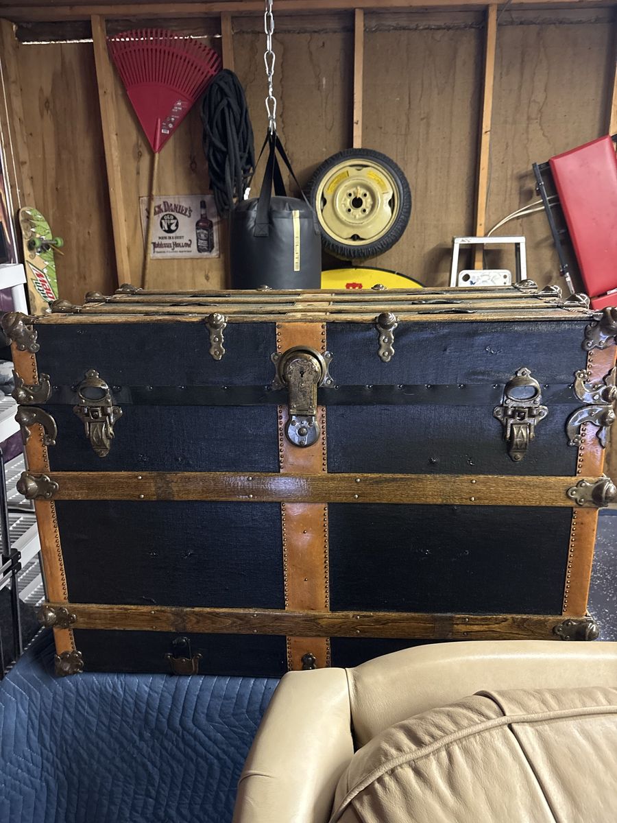 Main image 7