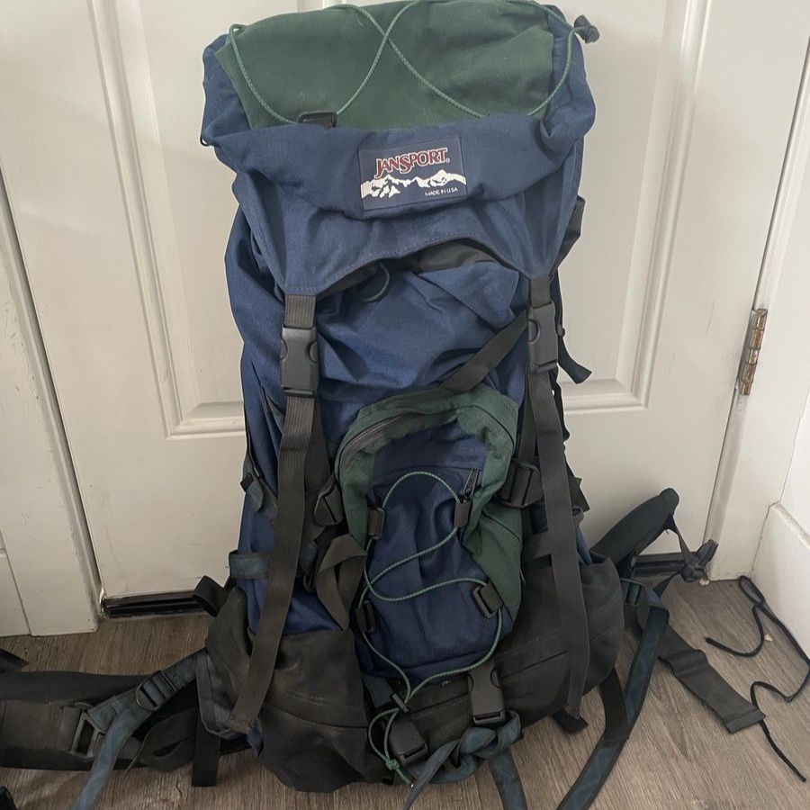 Made in USA Jansport 72 L Internal Frame Camping/ Hiking/ Mountaineering Backpack