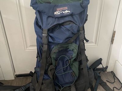 Made in USA Jansport 72 L Internal Frame Camping/ Hiking/ Mountaineering Backpack