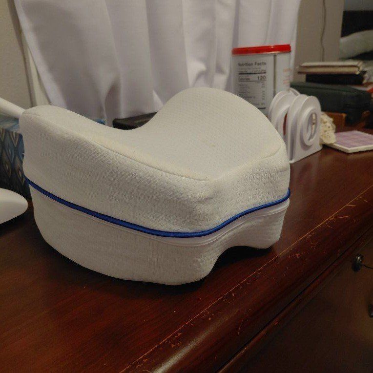 Wedge Pillow for hip stabilization