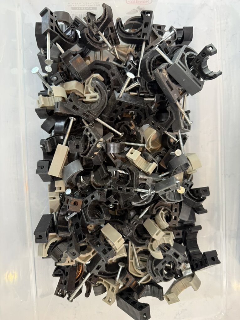 Pex Hangers/Fasteners