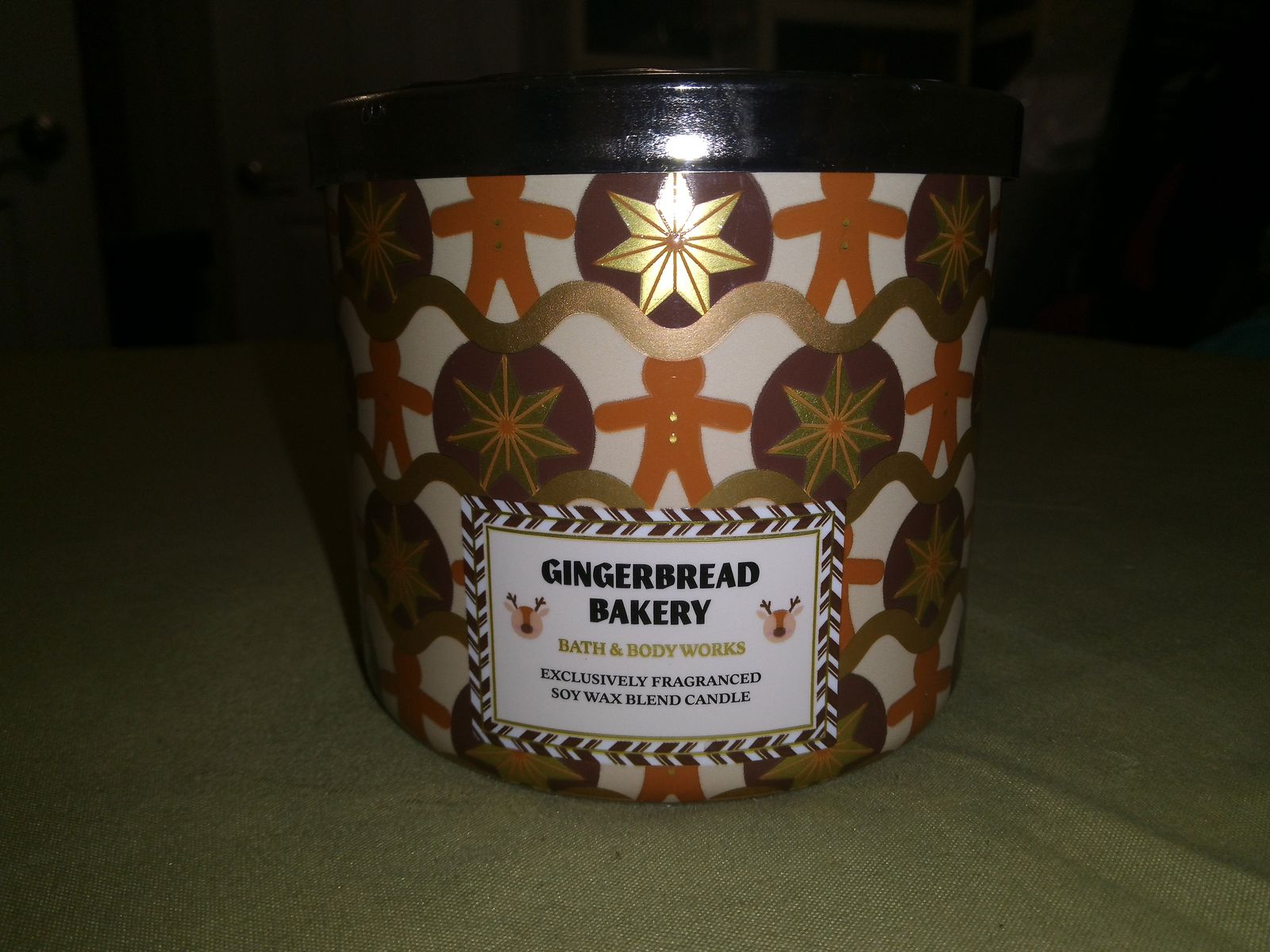 Bath & Body Works Scented Candle