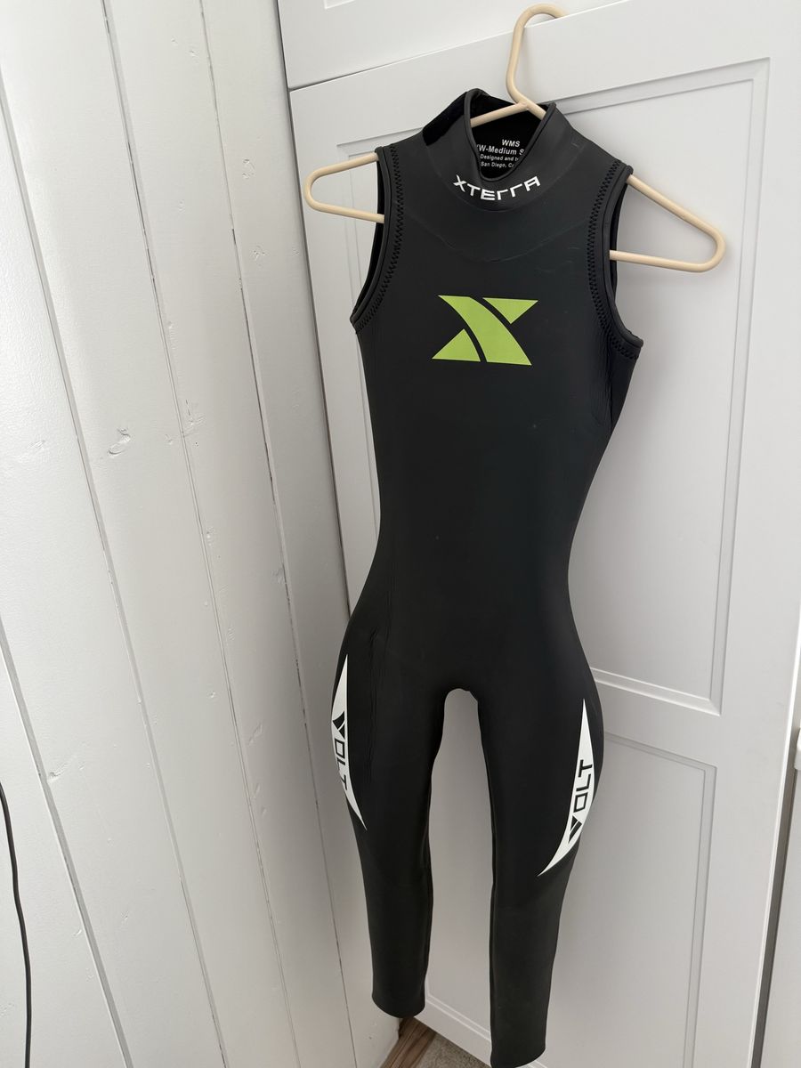XTERRA Volt Triathlon Wetsuit WMS (Women's Medium Small) Sleeveless Neoprene