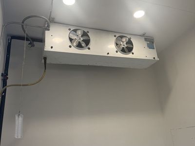 Larkin Commerical Refrigerator Unit